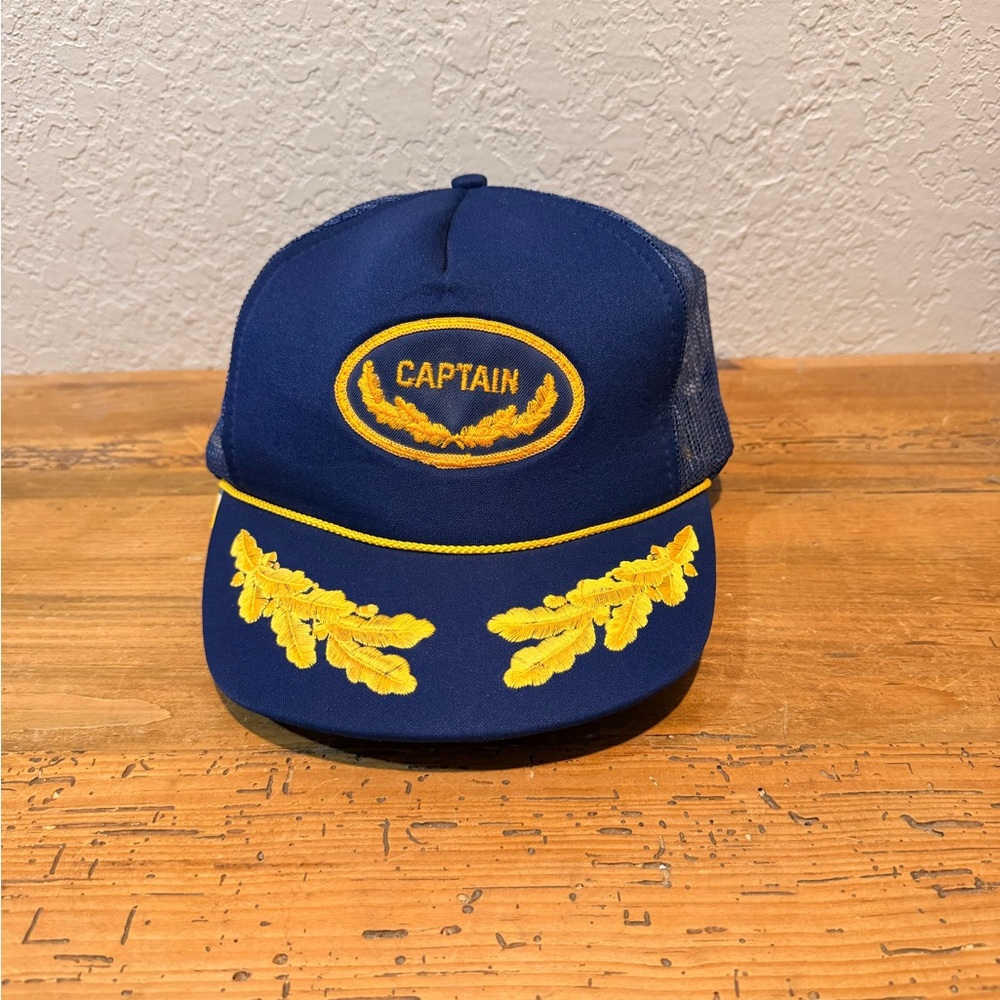 NWOT VTG 80s Captain Gold Embroidered Trucker Hat